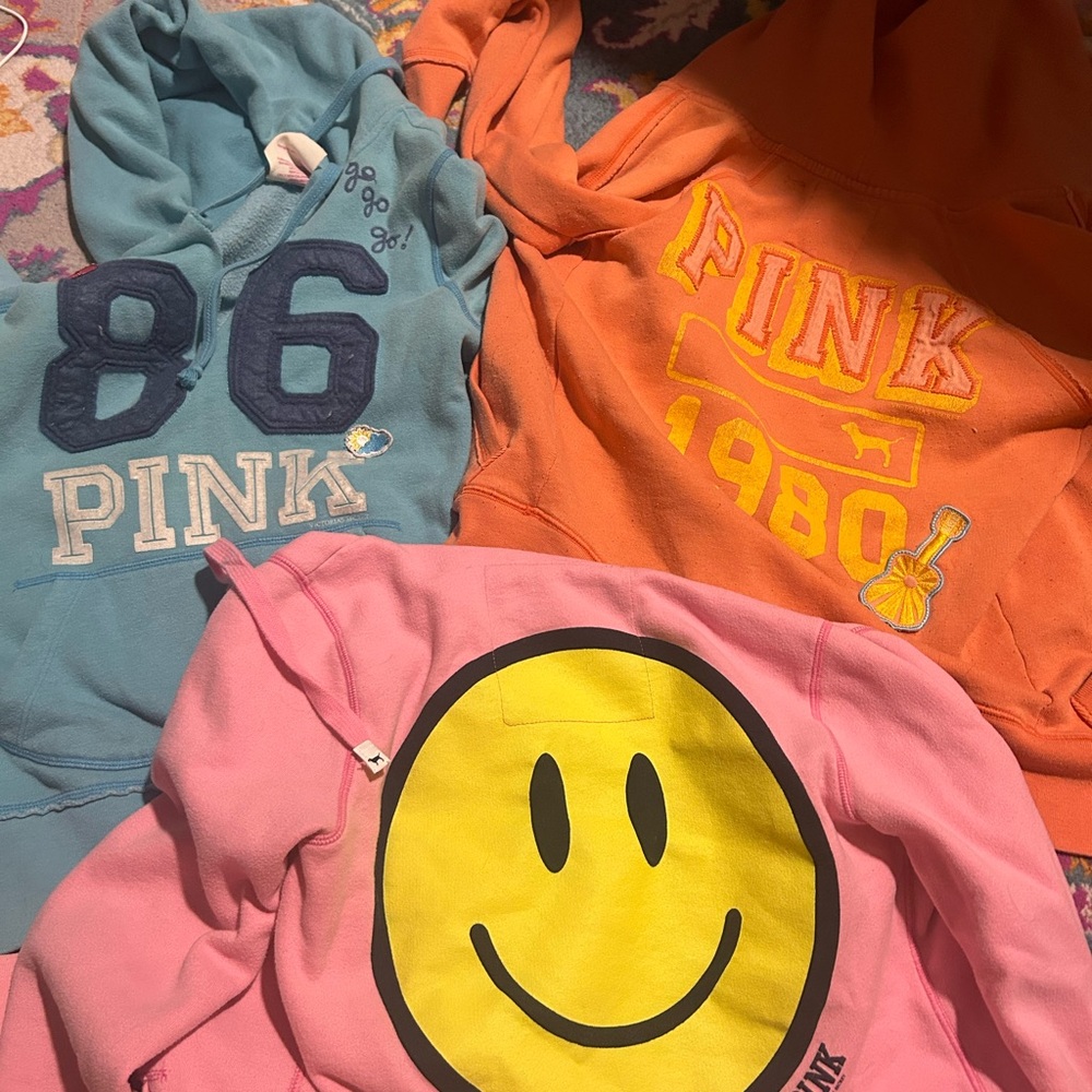 THREE VS PINK HOODIES SMALL